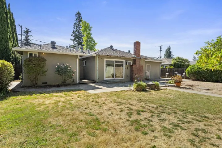 32 Hardy Avenue, Campbell, California 95008
