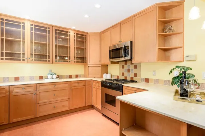1354 Regent Street, Redwood City, California 94061