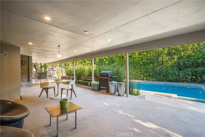 MAIN HOUSE PATIO