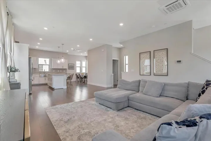 6752 Flare Court, San Jose, California 95119