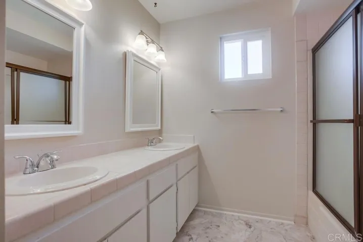 2074 Caraway, Escondido, California 92026