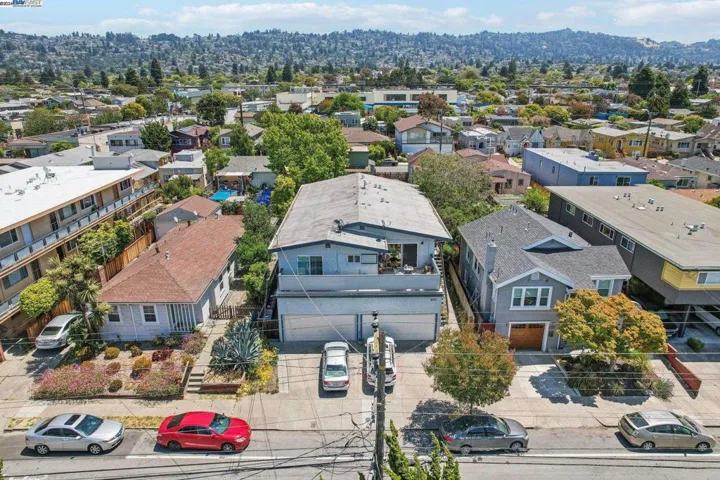 933 Kains Ave, Albany, California 94706
