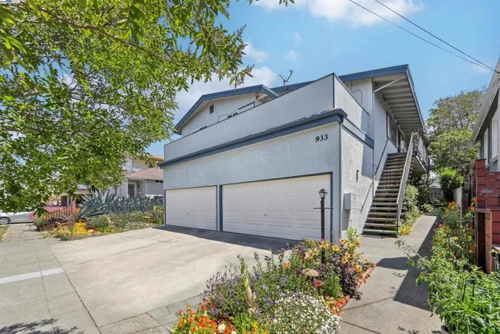 933 Kains Ave, Albany, California 94706