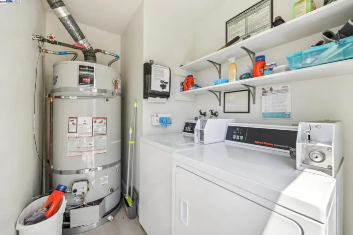 933 Kains Ave, Albany, California 94706