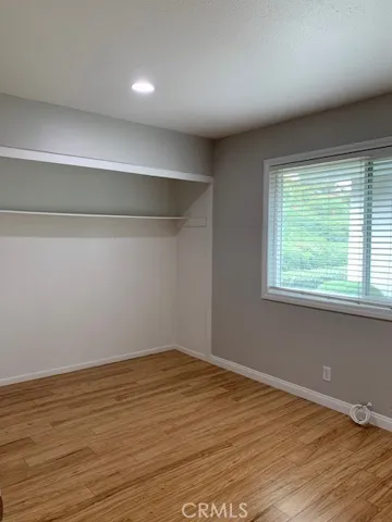 3rd Bedroom-Office