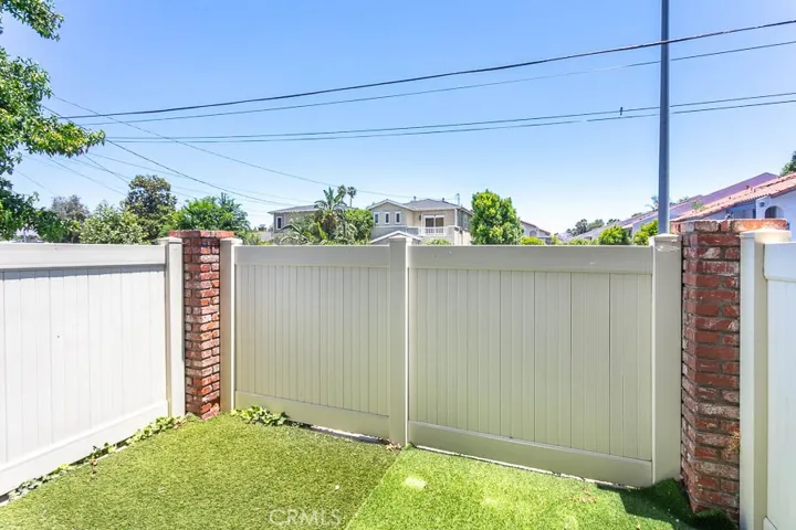 20737 Roscoe Boulevard 806, Winnetka, California 91306
