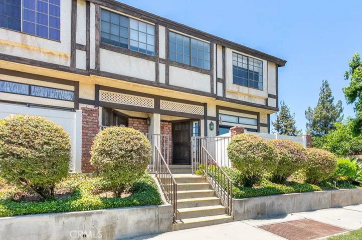 20737 Roscoe Boulevard 806, Winnetka, California 91306