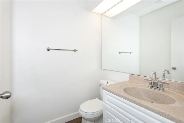 20737 Roscoe Boulevard 806, Winnetka, California 91306