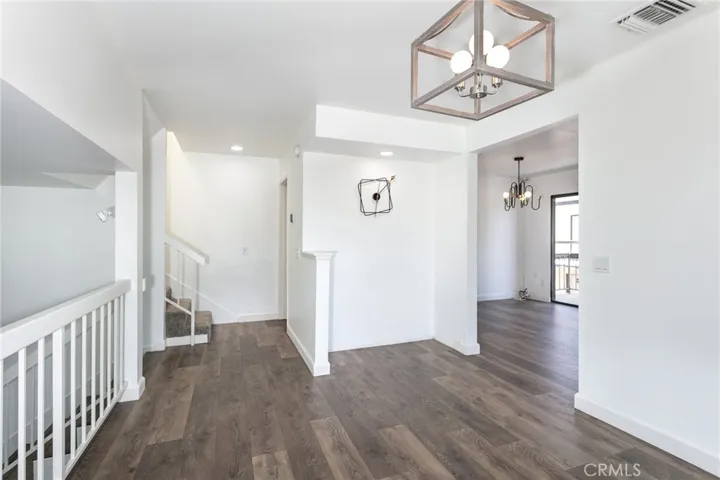20737 Roscoe Boulevard 806, Winnetka, California 91306
