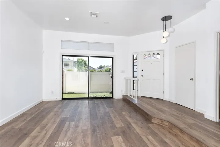 20737 Roscoe Boulevard 806, Winnetka, California 91306