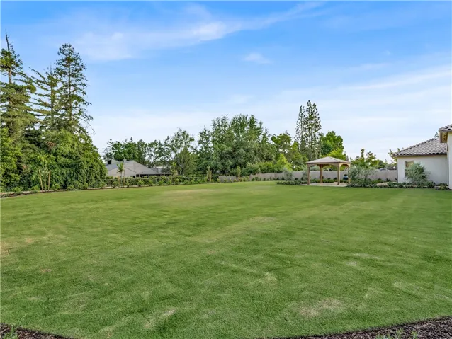 2315 W Dovewood Lane, Fresno, California 93711
