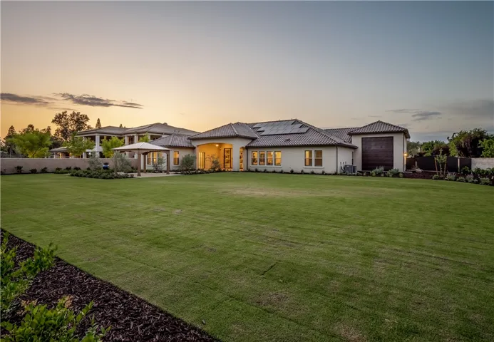 2315 W Dovewood Lane, Fresno, California 93711