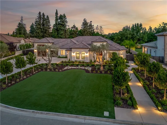 2315 W Dovewood Lane, Fresno, California 93711