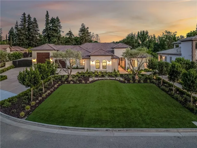 2315 W Dovewood Lane, Fresno, California 93711