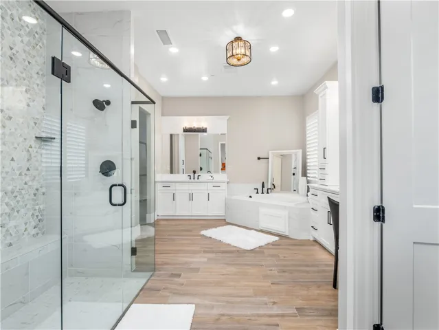 2315 W Dovewood Lane, Fresno, California 93711