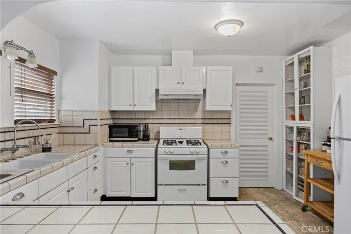 447 Ray Street, Bakersfield, California 93308