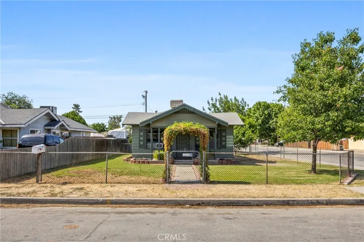 447 Ray Street, Bakersfield, California 93308
