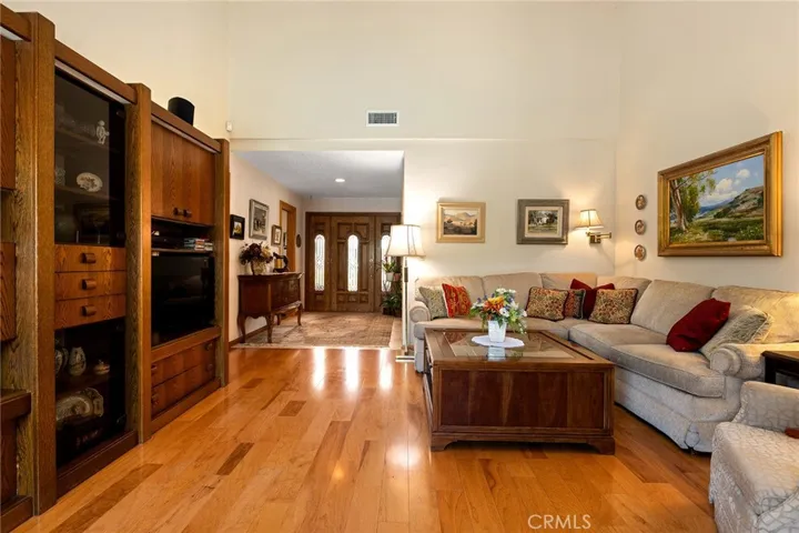 Living room w/view of entry