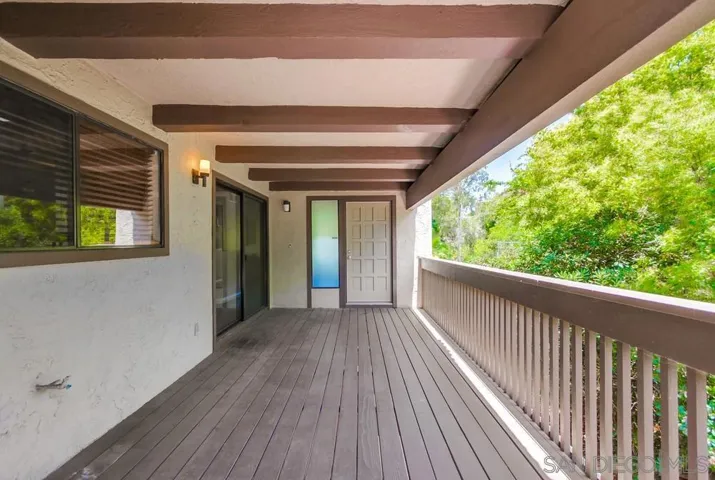 Big front wood patio!