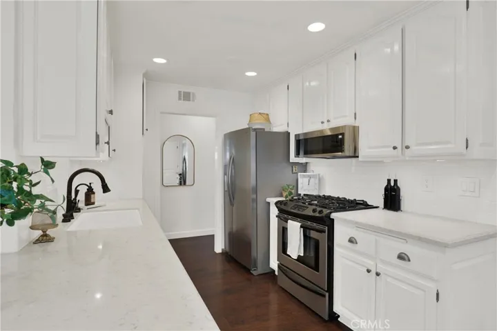 Kitchen 3