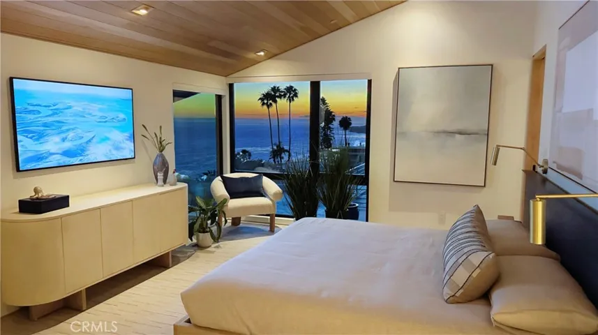 515 Alta Vista Way, Laguna Beach, California 92651