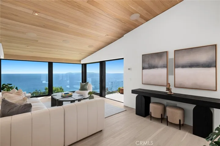515 Alta Vista Way, Laguna Beach, California 92651