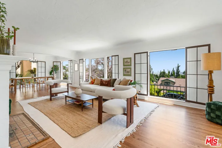 6211 Winans Drive, Los Angeles, California 90068