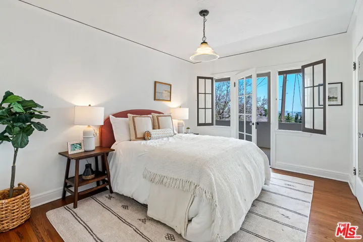 6211 Winans Drive, Los Angeles, California 90068