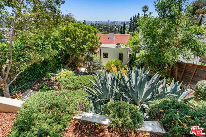 6211 Winans Drive, Los Angeles, California 90068