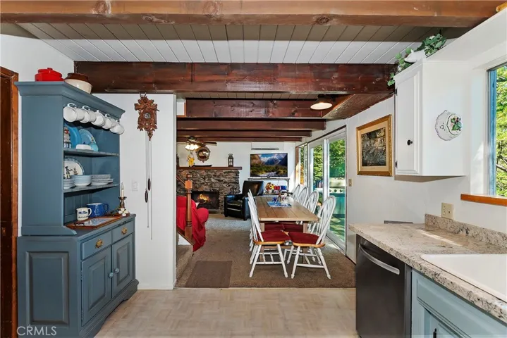 28978 Palisades Drive, Lake Arrowhead, California 92352
