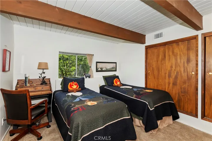 Lower Level right side room