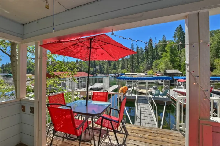 28978 Palisades Drive, Lake Arrowhead, California 92352