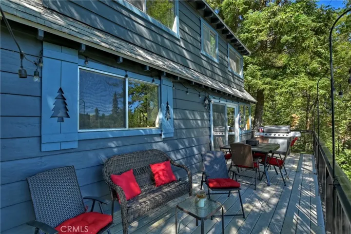 28978 Palisades Drive, Lake Arrowhead, California 92352