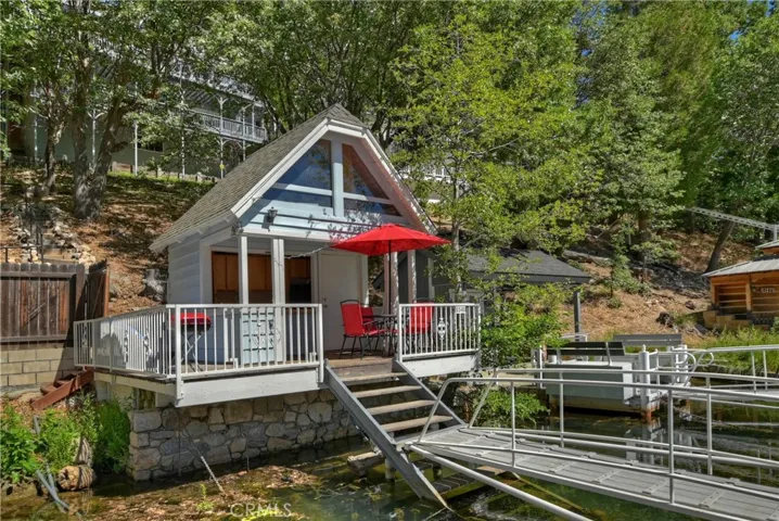 28978 Palisades Drive, Lake Arrowhead, California 92352