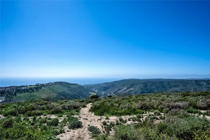 3065 Mountain View Drive, Laguna Beach, California 92651
