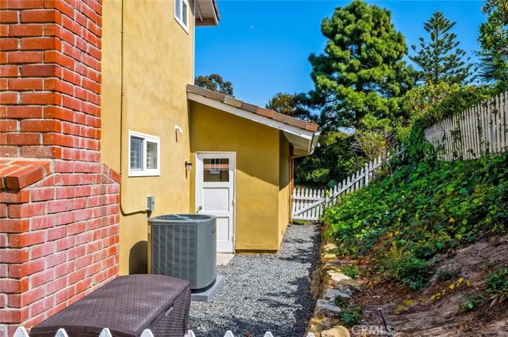 3065 Mountain View Drive, Laguna Beach, California 92651