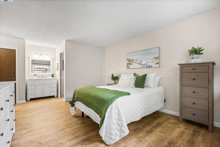 321 Simone Place, Santa Rosa, California 94509-3737