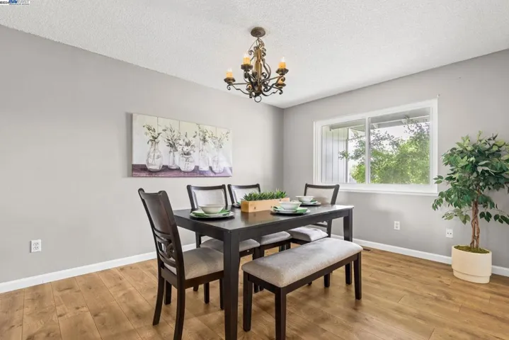 321 Simone Place, Santa Rosa, California 94509-3737