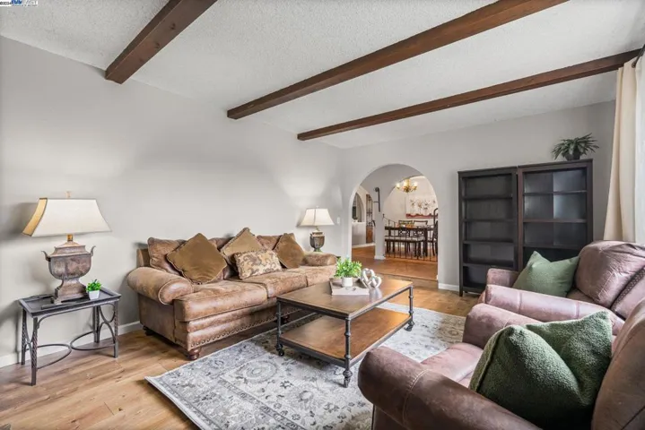 321 Simone Place, Santa Rosa, California 94509-3737