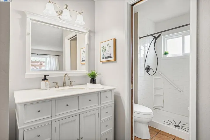 321 Simone Place, Santa Rosa, California 94509-3737