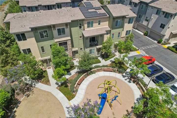 630 Savi Drive 103, Corona, California 92878