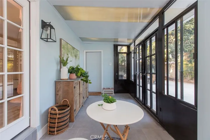 2715 Madrillo Court, Pasadena, California 91107