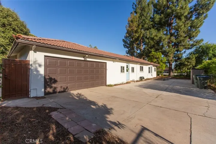 2715 Madrillo Court, Pasadena, California 91107