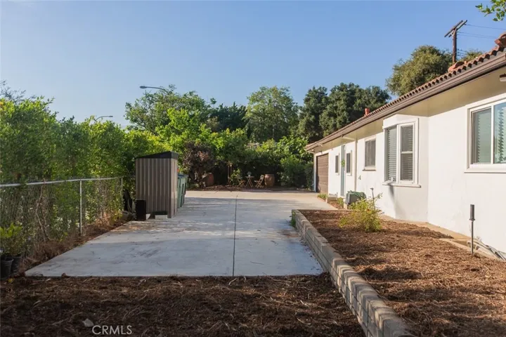 2715 Madrillo Court, Pasadena, California 91107