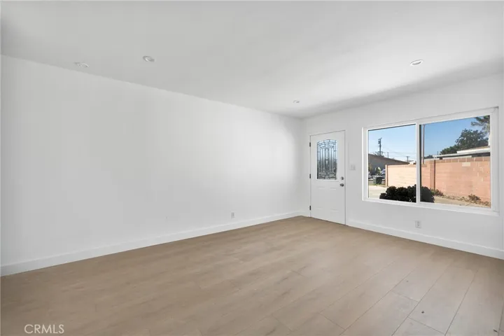 335 S Wayfield Street, Orange, California 92866