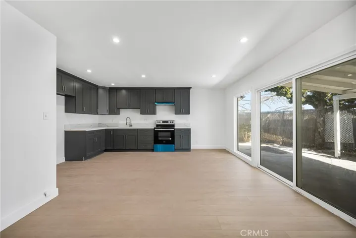 335 S Wayfield Street, Orange, California 92866