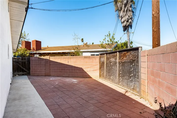 335 S Wayfield Street, Orange, California 92866
