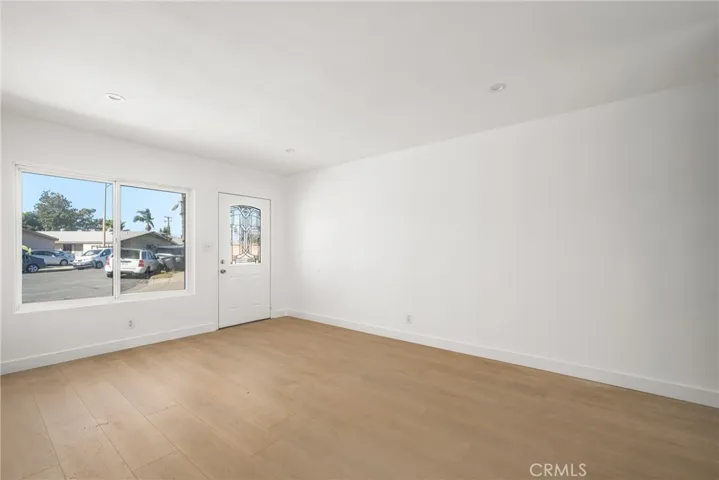 335 S Wayfield Street, Orange, California 92866