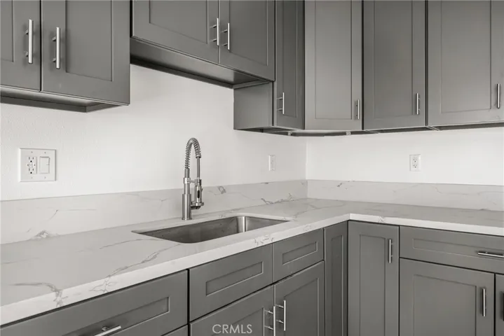 335 S Wayfield Street, Orange, California 92866