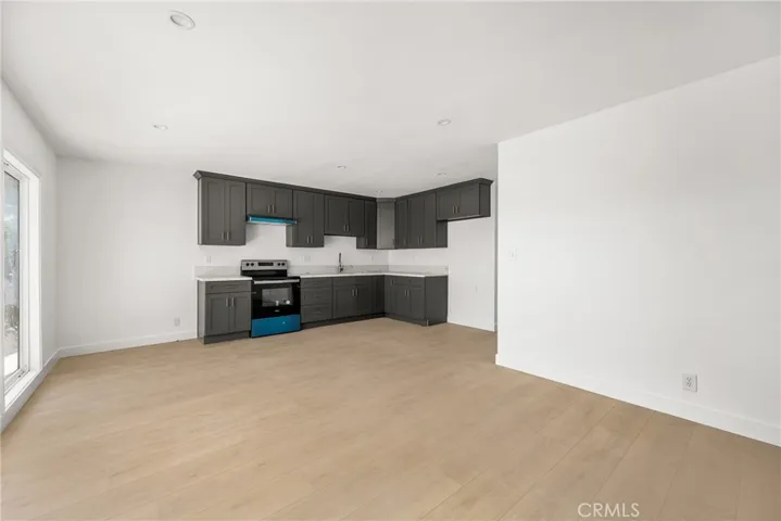 335 S Wayfield Street, Orange, California 92866